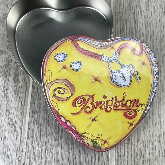 Brighton Metal Tin Yellow Locket  Designed Trinket Jewelry Gift Box - Picture 2 of 4